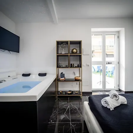 San Lorenzo Couette-café Cariati